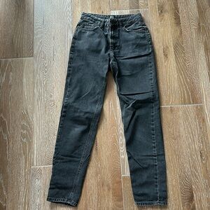 BOG Urban Outfitters Black Mom Jean Size 25